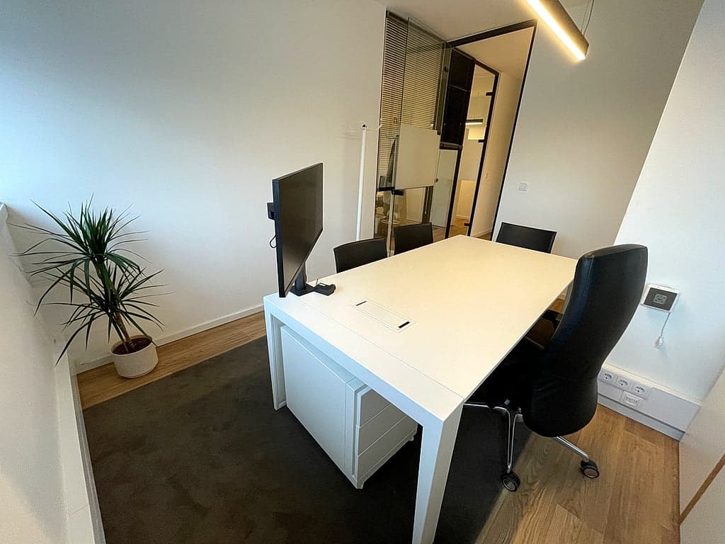 Private office wide view