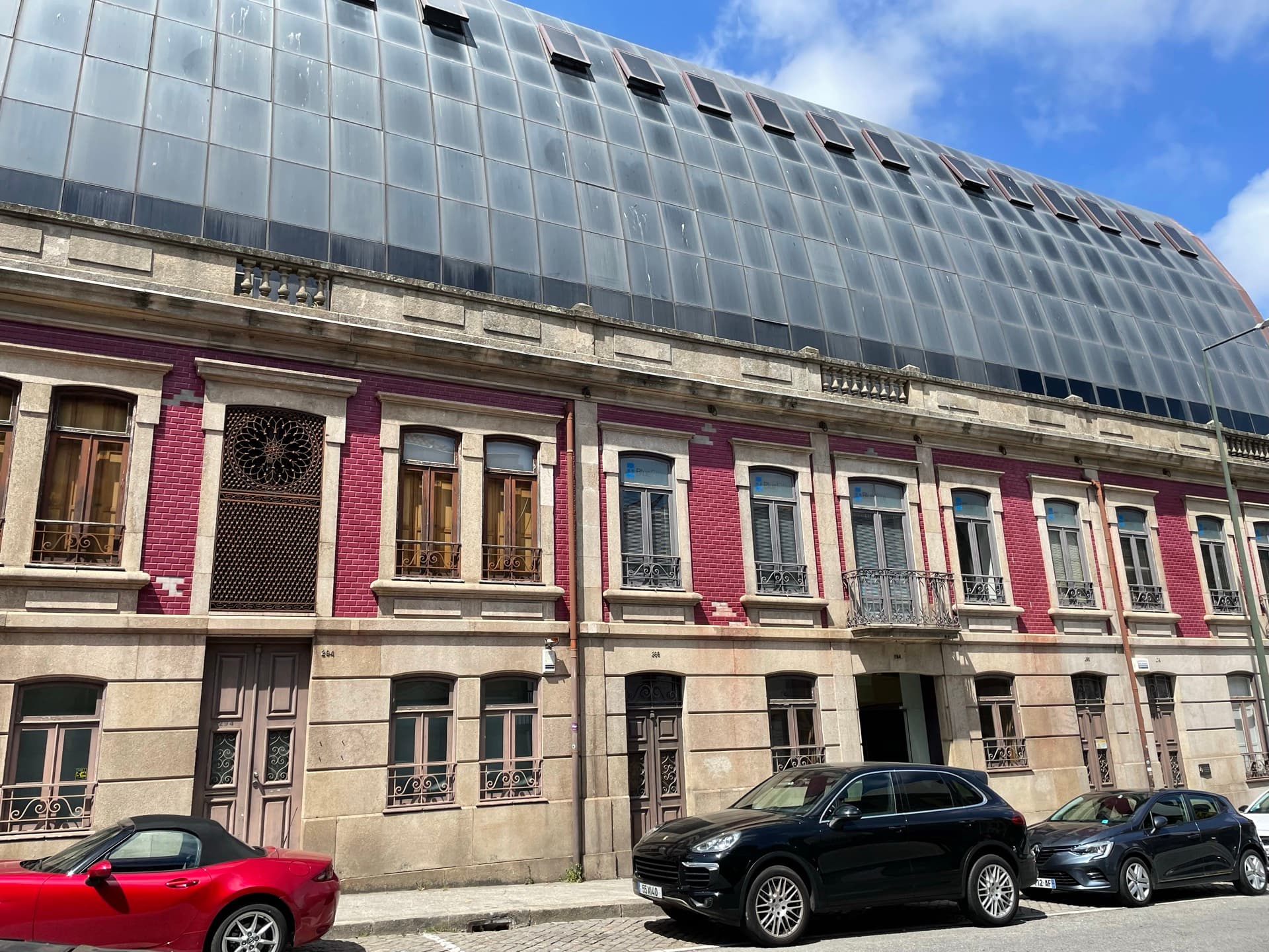 Das Regras building exterior